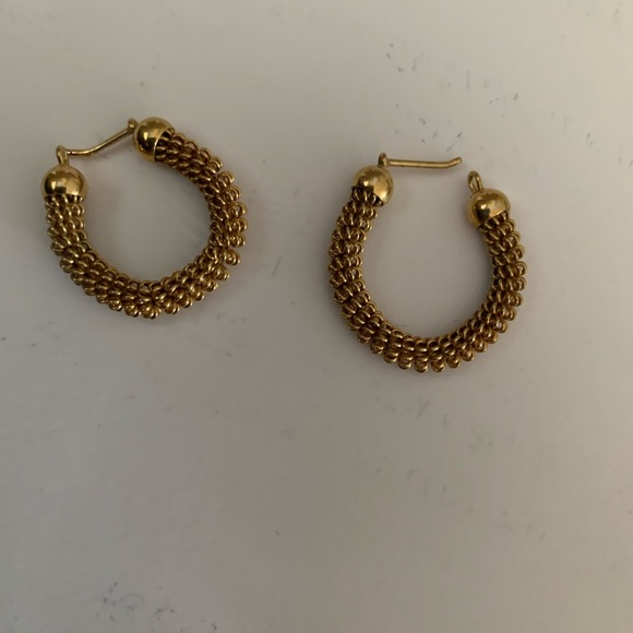 Vintage Gold Textured Hoop Earrings - Picture 2 of 2